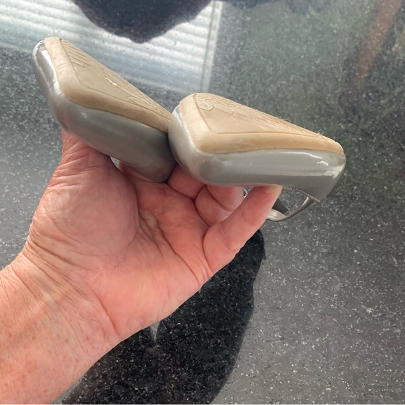 🩶 Anne Klein iflex Slingback Kitten Heels - Picture 3 of 8